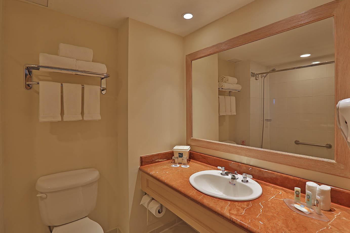 Four Points By Sheraton Santo Domingo La Caleta Екстер'єр фото
