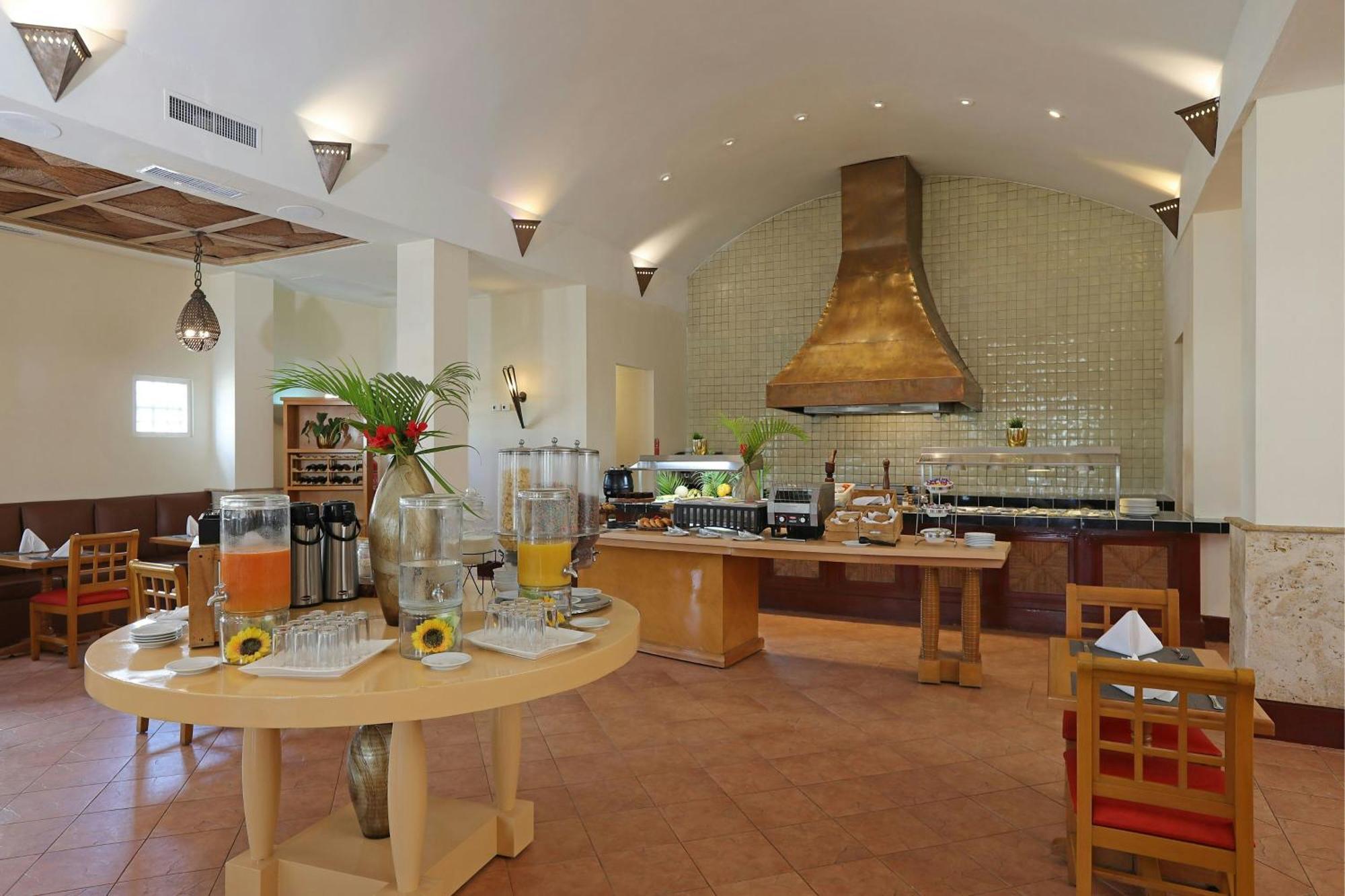 Four Points By Sheraton Santo Domingo La Caleta Екстер'єр фото