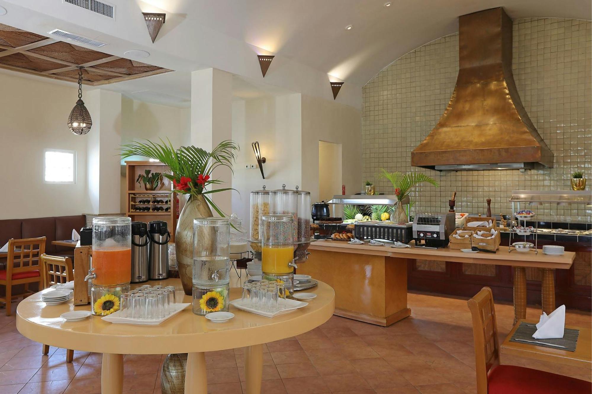 Four Points By Sheraton Santo Domingo La Caleta Екстер'єр фото