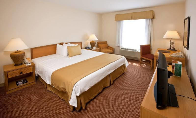 Four Points By Sheraton Santo Domingo La Caleta Екстер'єр фото
